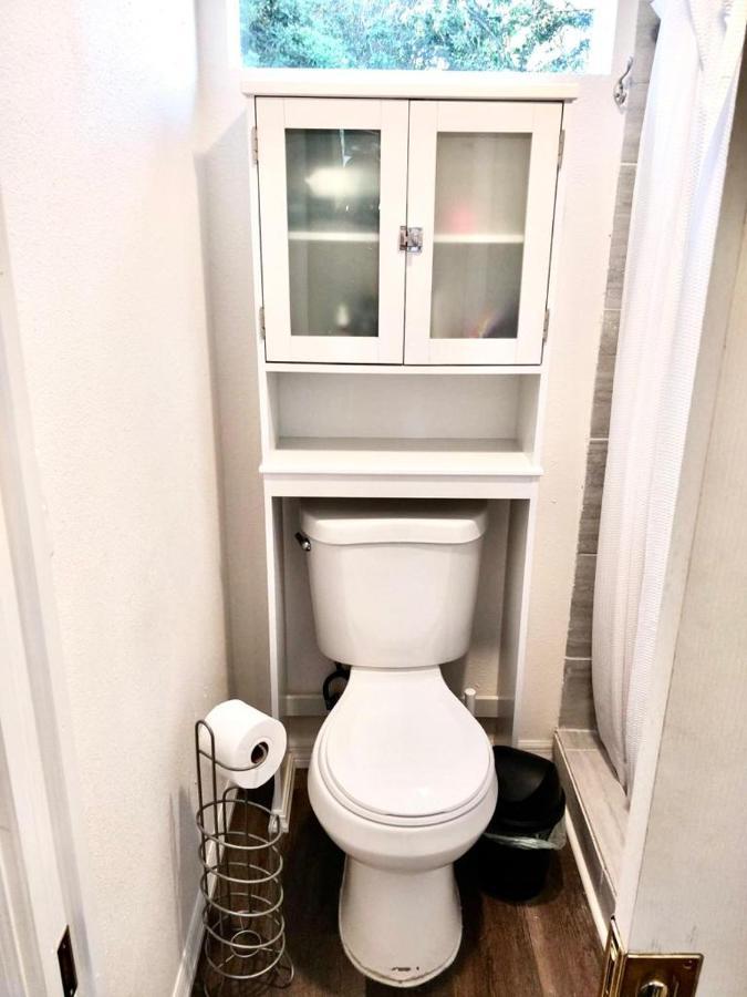 Two Fully Equipped Apartments And A Studio 5 Miles From The Beach Сейнт Питърсбърг Екстериор снимка